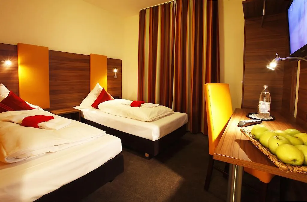Warsteinerhof By Centro Comfort Köln 3*,